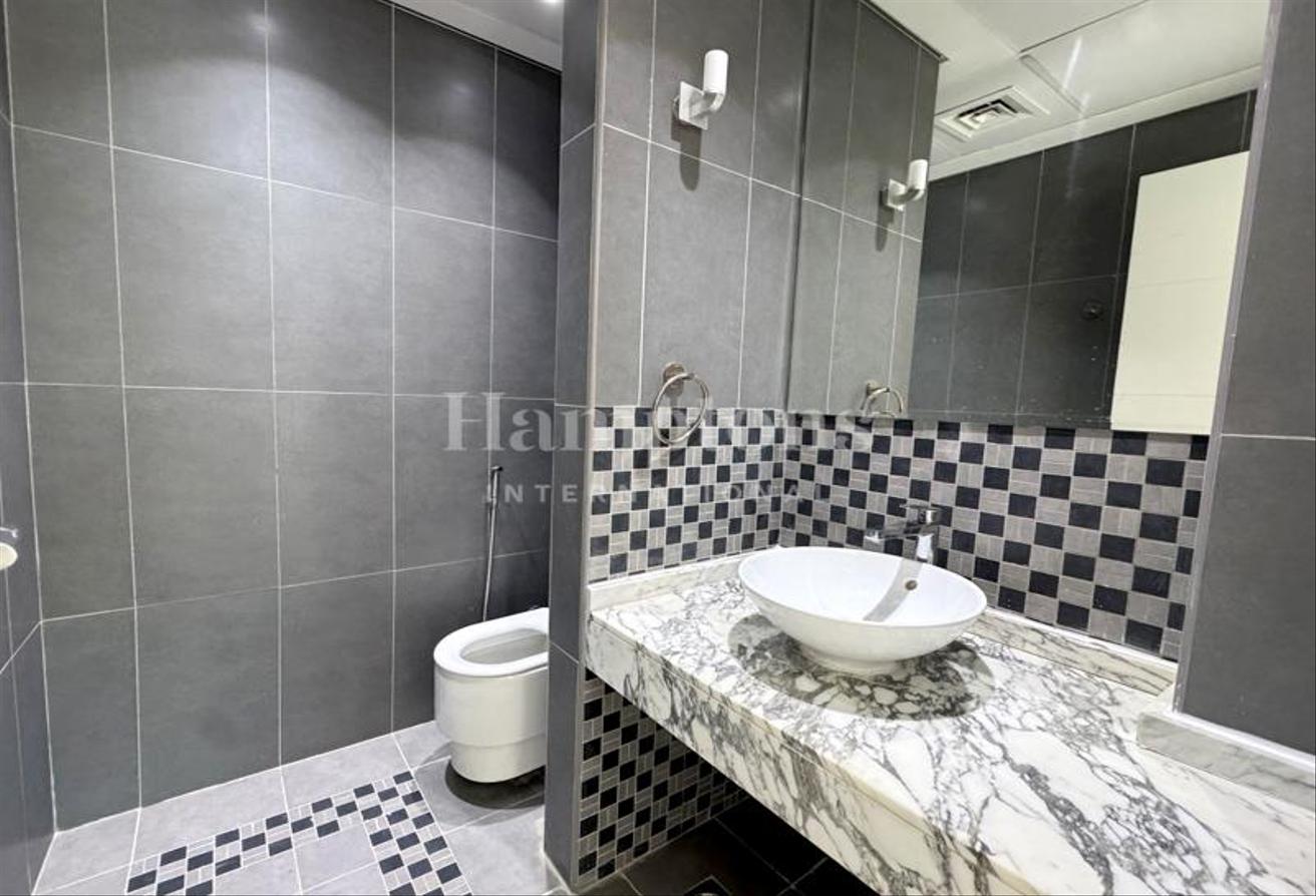 Exclusive | Private Pool | Corner Plot photo 11