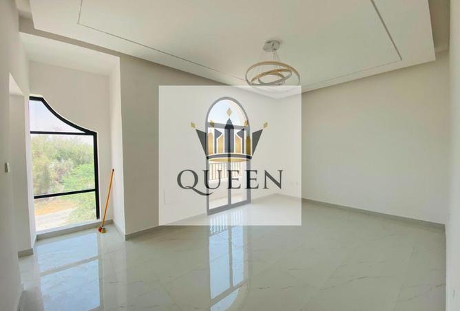 102834363 - Property Image 3