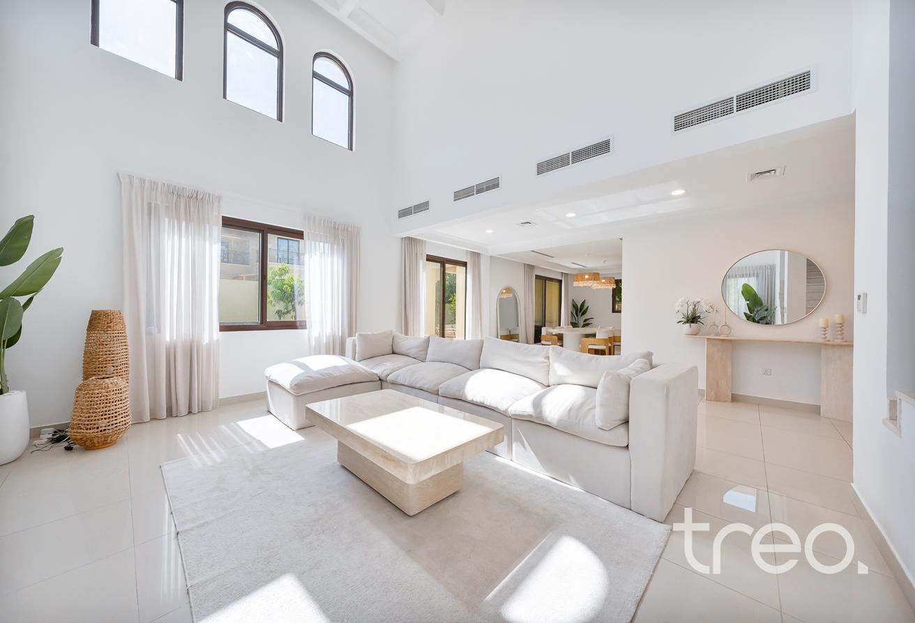 Pristine Upgraded Interior | Internal Road photo 15