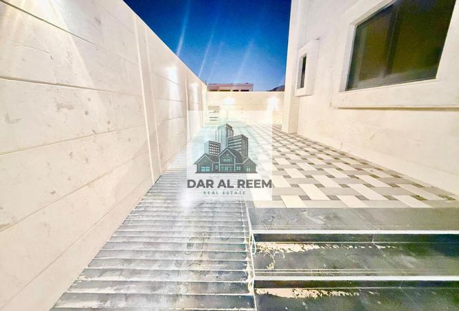 89218426 - صورة العقار 2
