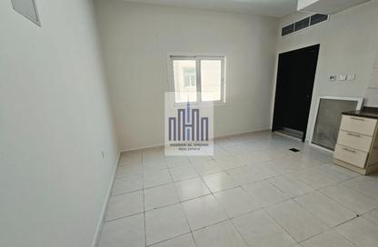 Apartment - Studio - 1 Bathroom for rent in Muwaileh - Sharjah Apartment - Studio - 1 Bathroom for rent in Muwaileh - Sharjah