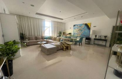 Apartment - 3 - 4 for rent in Emerald - Tiara Residences - Palm Jumeirah - Dubai