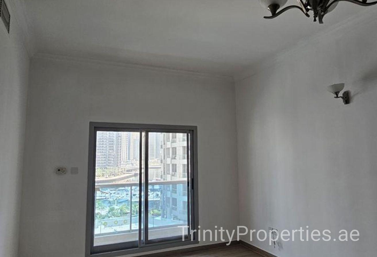 Marina Views | Spacious Layout | Unfurnished photo 4