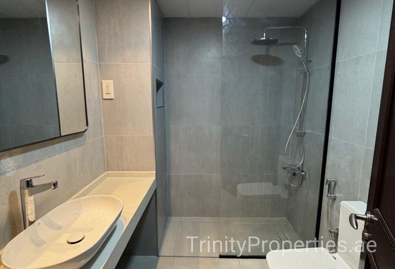 Marina Views | Spacious Layout | Unfurnished photo 9