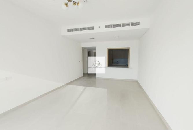 82815229 - Property Image 3