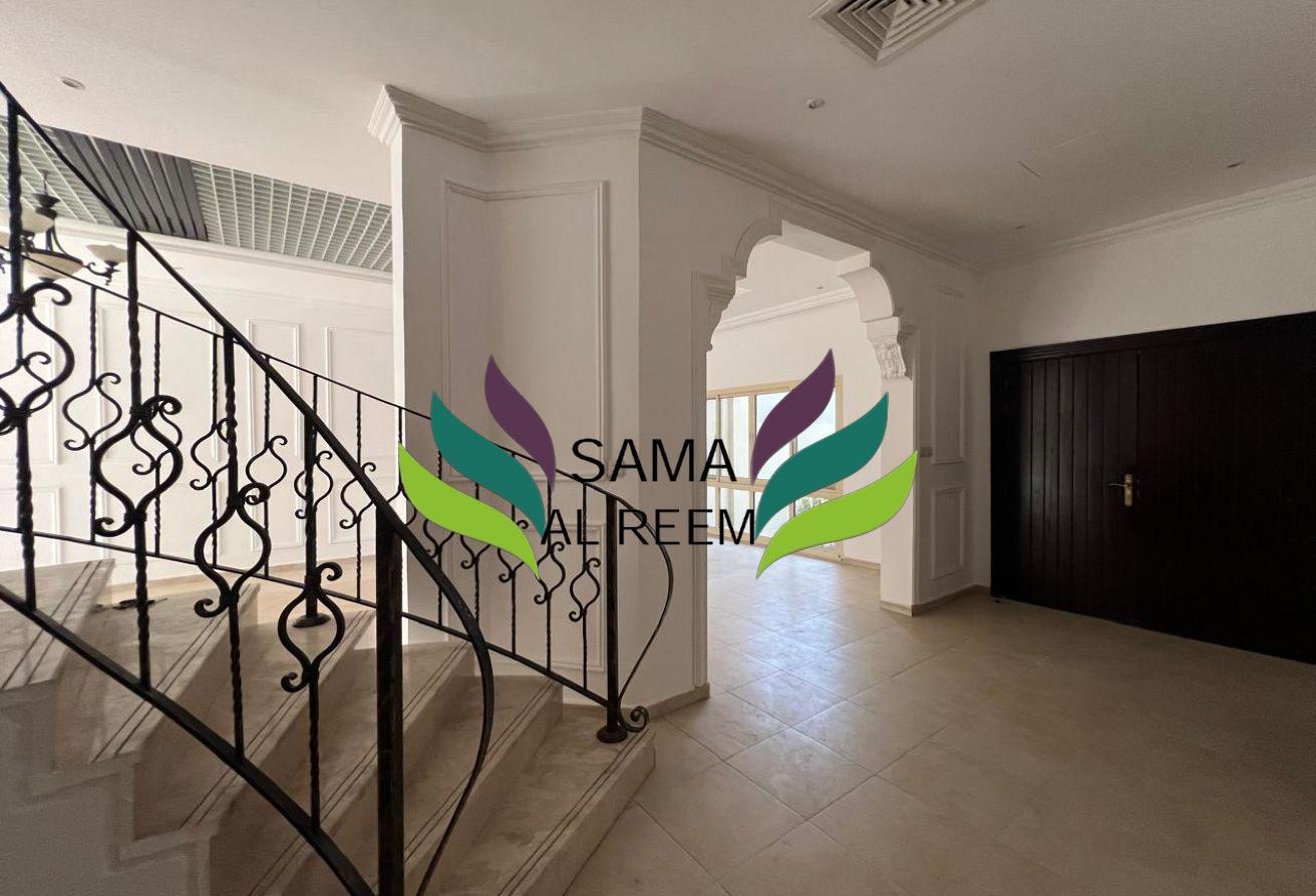 5 Bed+Maid | Jumeirah | Near Canal | Private Pool photo 12