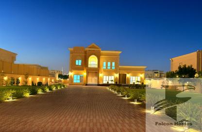 Villa - 5 Bedrooms - 7 Bathrooms for rent in Nad Al Sheba 4 - Nad Al Sheba - Dubai