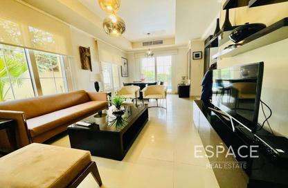 Villa - 2 - 3 for rent in Springs 10 - The Springs - Dubai Villa - 2 - 3 for rent in Springs 10 - The Springs - Dubai