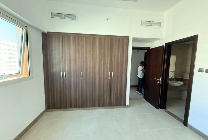 60923167 - Property Image 3