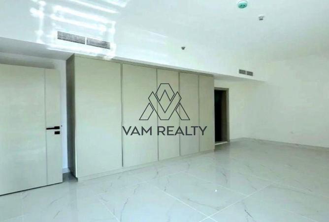 99979759 - Property Image 3