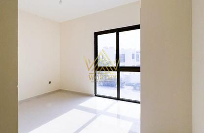 Townhouse - 3 Bedrooms - 5 Bathrooms for sale in Primrose - Damac Hills 2 - Dubai