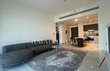 Apartment - 1 Bedroom - 2 Bathrooms for sale in Grand Bleu Tower 1 - Emaar Beachfront - Dubai Harbour - Dubai