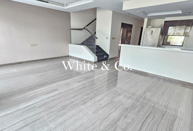 100386738 - Property Image 2