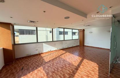 Office Space - Studio - 1 Bathroom for rent in Al Khaleej Building - Al Karama - Dubai