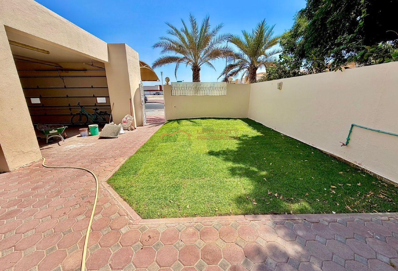 Spacious 4BR+Maid Villa | Jumeirah 1 | Ready photo 6
