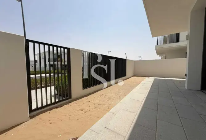 151374337 - Property Image 3