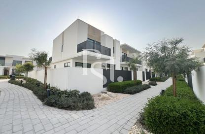 Villa - 4 - 5 for sale in Elora - The Valley - Dubai