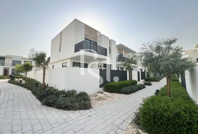 151374337 - Property Image 2