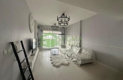 Apartment - 1 Bedroom - 2 Bathrooms for rent in Hamza Tower - Dubai Sports City - Dubai