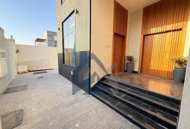 136121740 - Property Image 2