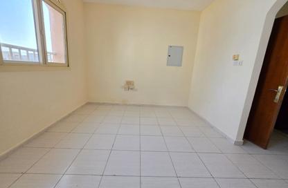Apartment - 1 - 1 for rent in Muwaileh 3 Building - Muwaileh - Sharjah