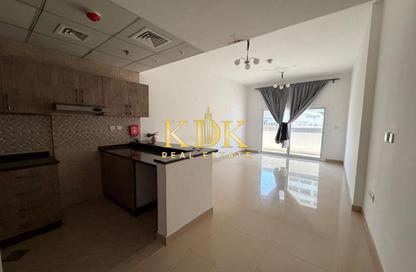 Apartment - Studio - 1 for rent in UniEstate Prime Tower - District 10 - Jumeirah Village Circle - Dubai Apartment - Studio - 1 for rent in UniEstate Prime Tower - District 10 - Jumeirah Village Circle - Dubai