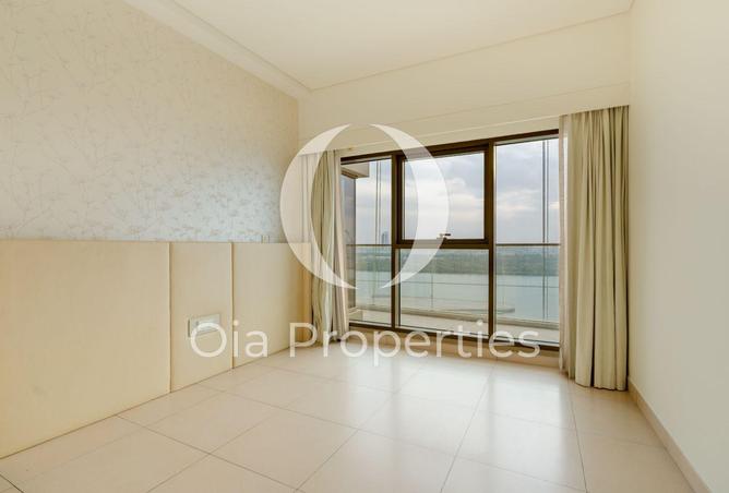 Elegant Finishing | Prime Area |Luxury Lifestyle