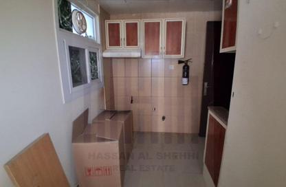 Apartment - Studio - 1 for rent in Fire Station Road - Muwaileh - Sharjah