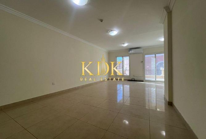 87881687 - Property Image 3