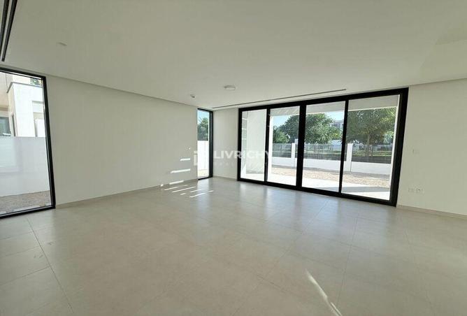 53188698 - صورة العقار 3