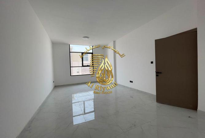 122018943 - Property Image 3