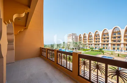 Apartment - 1 Bedroom - 2 Bathrooms for rent in Sarai Apartments - The Crescent - Palm Jumeirah - Dubai