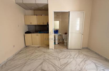 Apartment - Studio - 1 for rent in Muwaileh 3 Building - Muwaileh - Sharjah