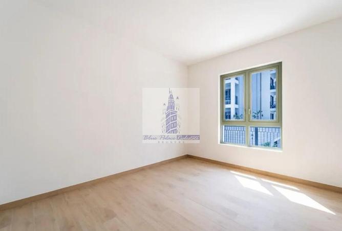 82802302 - Property Image 3