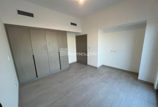 70280166 - صورة العقار 3