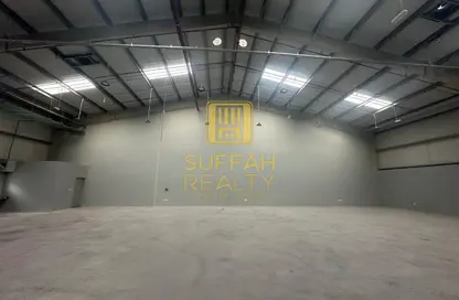 Warehouse - Studio - 1 Bathroom for rent in Al Khabisi - Deira - Dubai