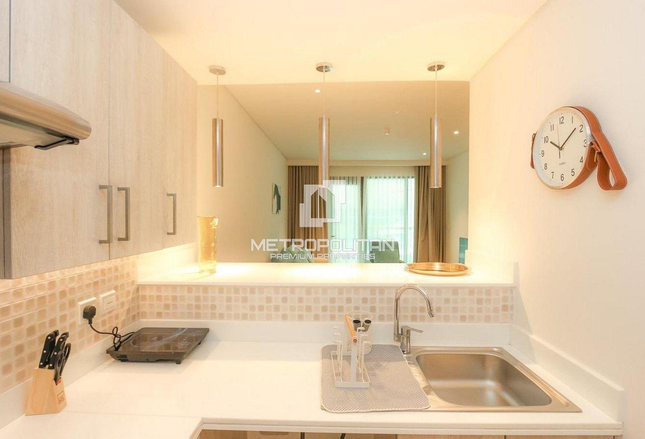 Vacant in May | Beach Access | High Floor photo 7