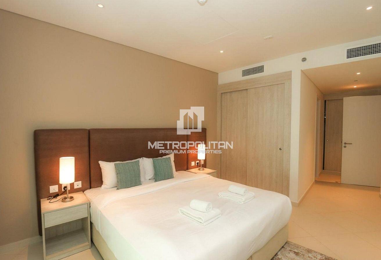 Vacant in May | Beach Access | High Floor photo 11