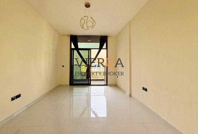 131998455 - Property Main Image