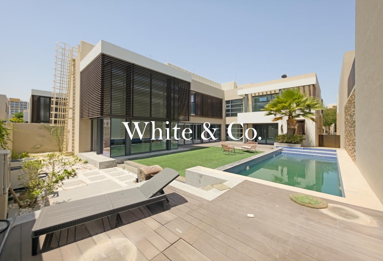 Rare | Sought-After Location | Available photo 5