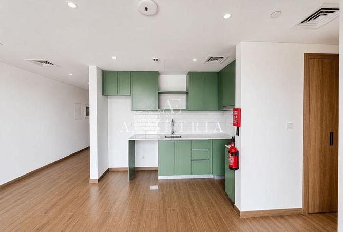 Prime Location | Parkside Living | Modern Luxury photo 2