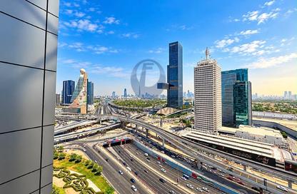 شقة - 2 - 3 للايجار في برج دوجا - شارع الشيخ زايد - دبي