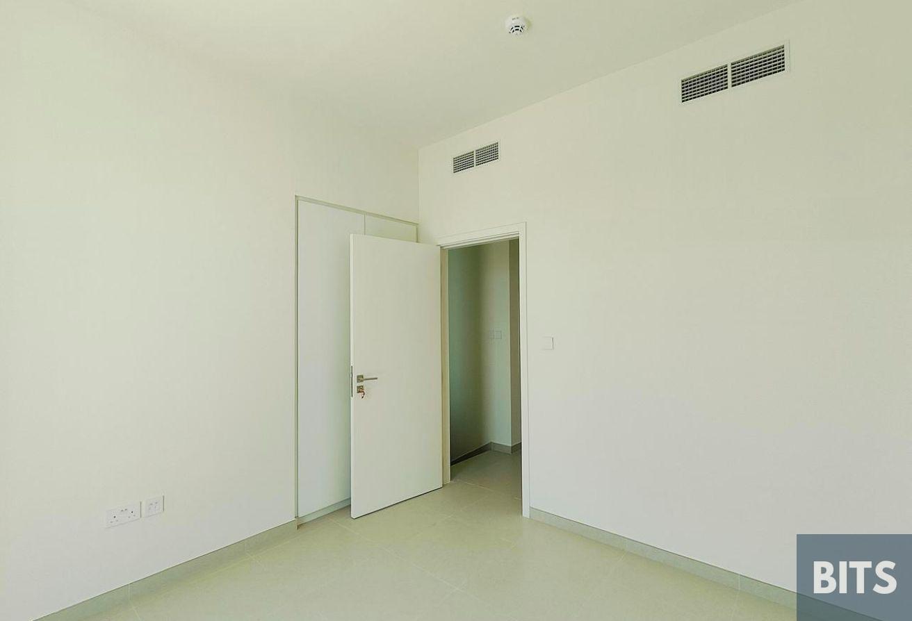 3 Bedrooms | Maid | Ready to move | Spacious photo 13