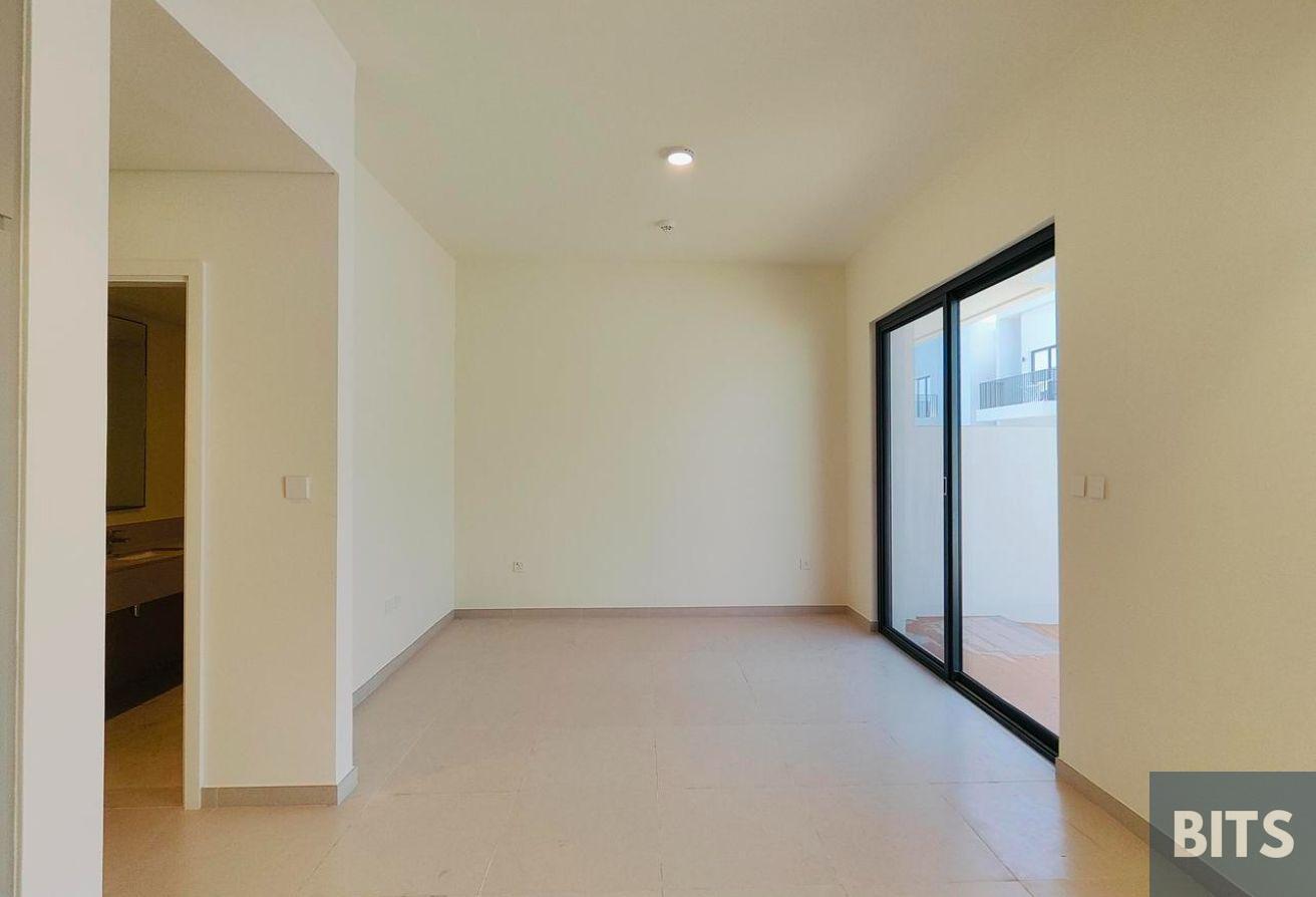 3 Bedrooms | Maid | Ready to move | Spacious photo 4