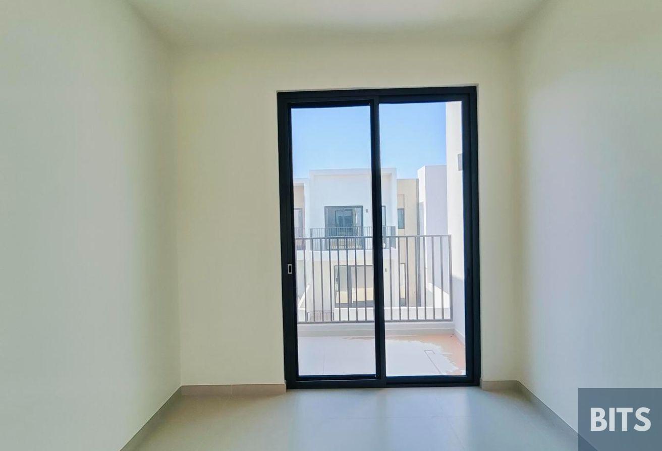 3 Bedrooms | Maid | Ready to move | Spacious photo 17