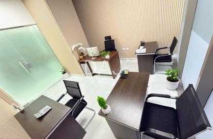 Office Space - Studio - 1 Bathroom for rent in Red Avenue - Al Garhoud - Dubai