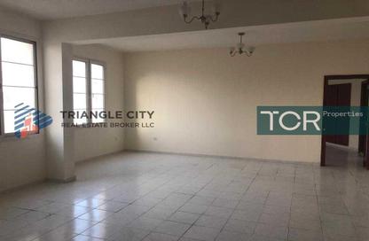 Apartment - 1 Bedroom - 2 Bathrooms for sale in Building X20 - England Cluster - International City - Dubai