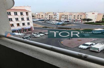 شقة - غرفة نوم - 2 حمامات للبيع في X20 - طراز إنجليزي - المدينة العالمية - دبي
