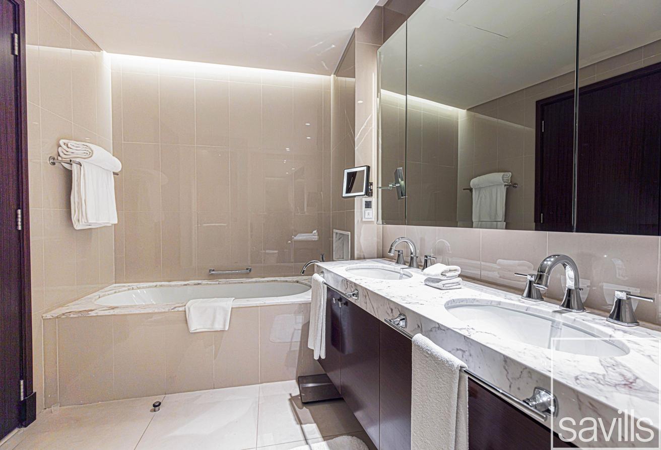 Largest Layout / Full Burj Khalifa View/ Furnished photo 13