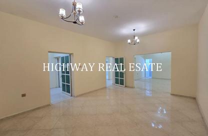 Villa - 3 - 4 for rent in Al Hazana - Al Riqqa - Sharjah Villa - 3 - 4 for rent in Al Hazana - Al Riqqa - Sharjah